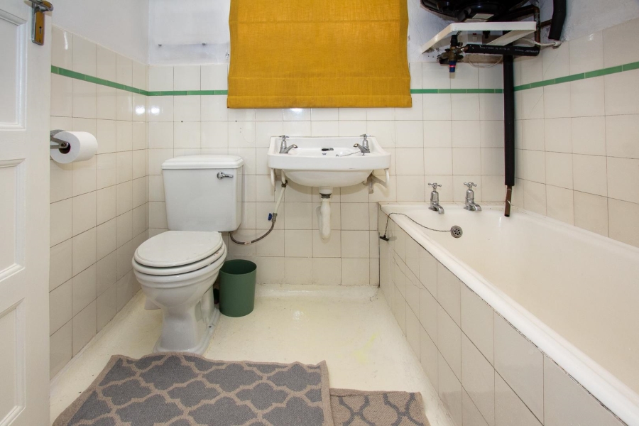 To Let 1 Bedroom Property for Rent in Vredehoek Western Cape